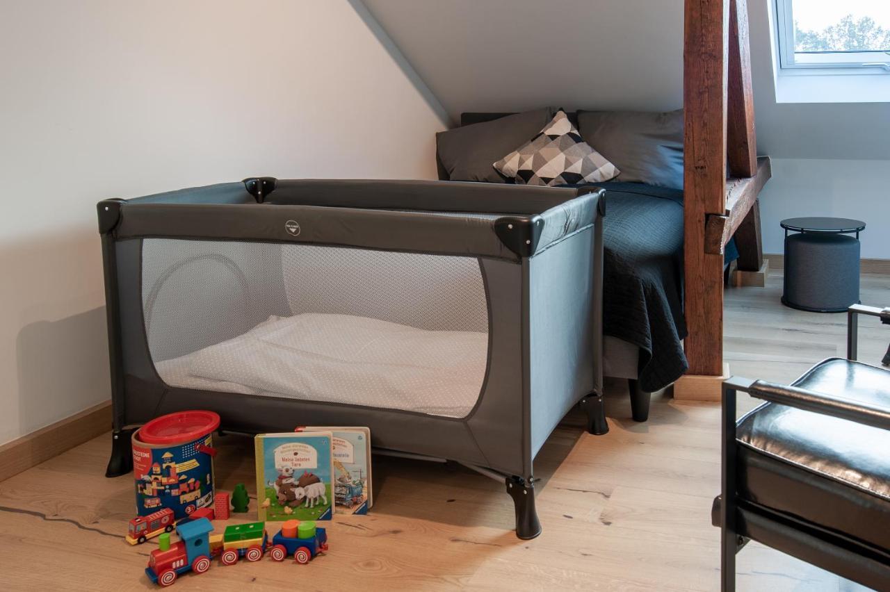 Grosse Familienfreundliche Wohnung In Дрезден Екстер'єр фото