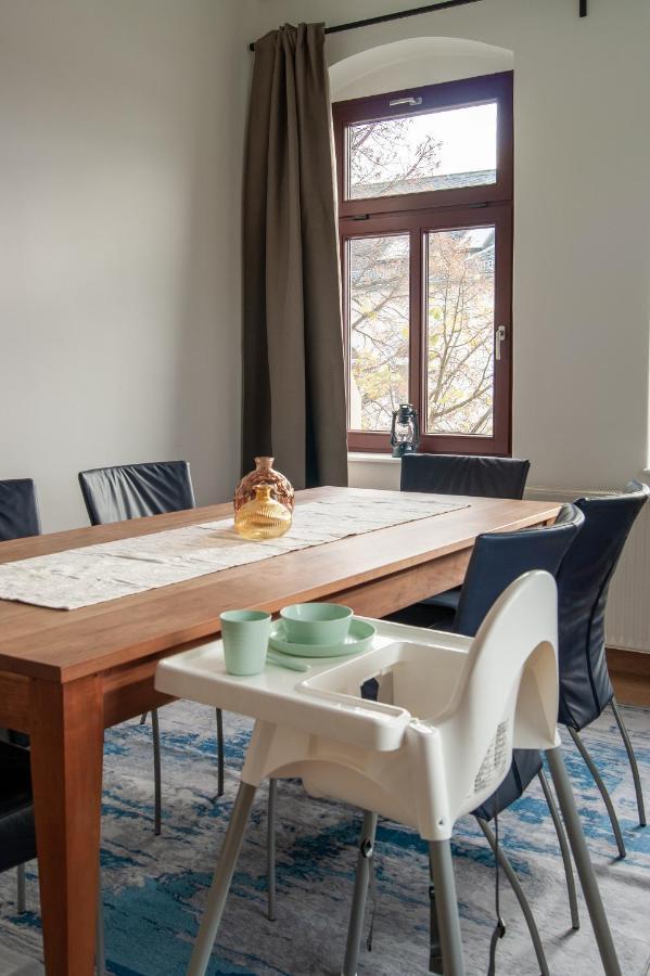 Grosse Familienfreundliche Wohnung In Дрезден Екстер'єр фото